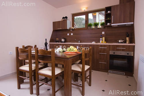 Redenka Chalets 4